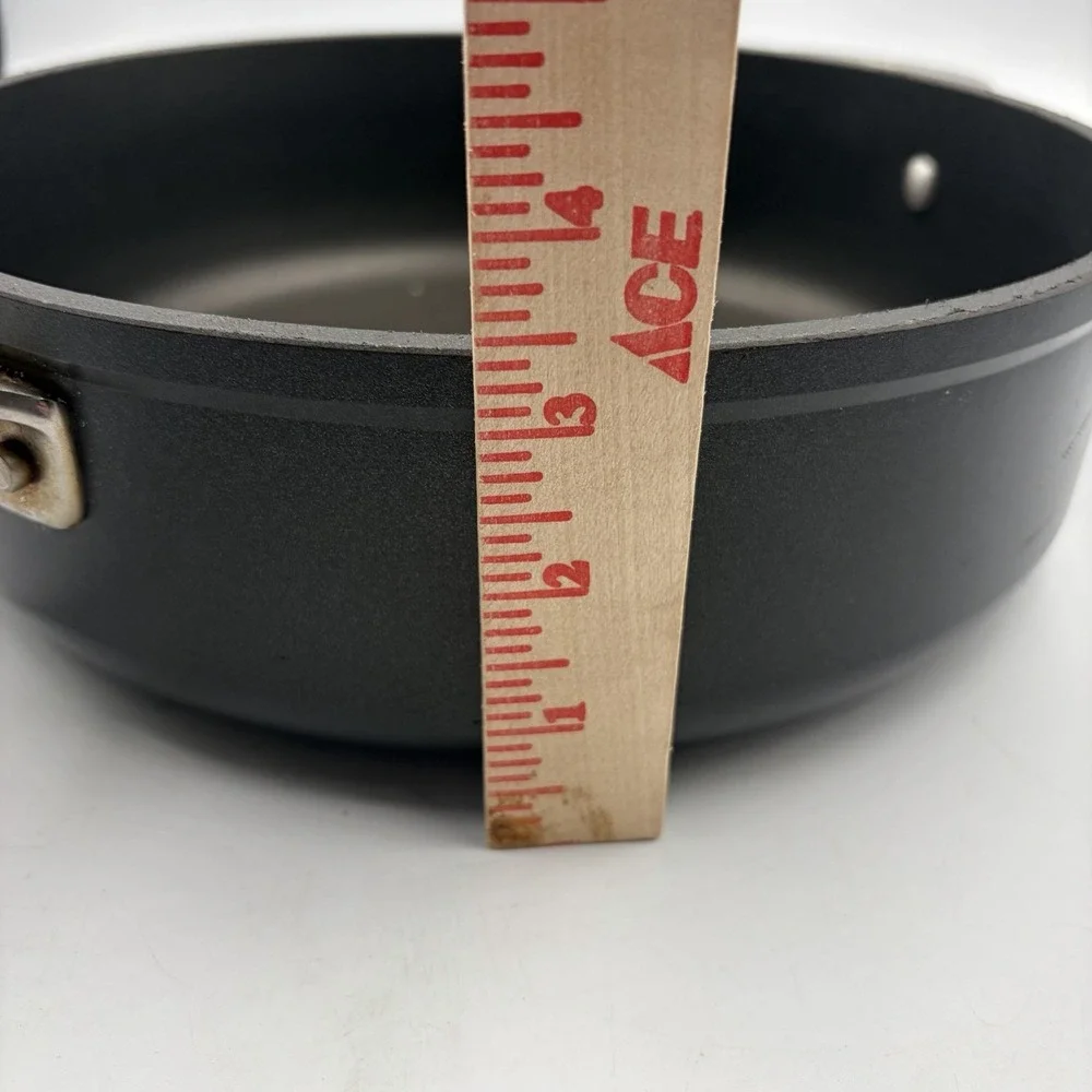 Le Creuset Toughened Non-Stick Deep Sauté Frying Pan Helper Handle 10.5